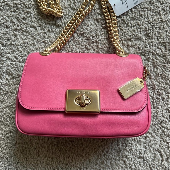 Coach Vibrant Pink Shoulder Bag with Gold Chain - Picture 3 of 6